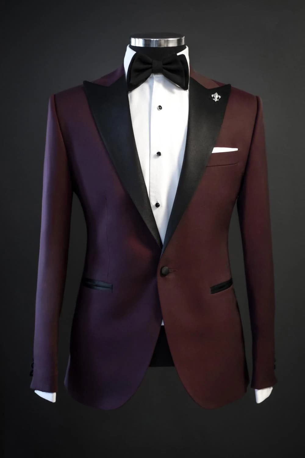 Tuxedo Mận Ánh Tím — TUX-058