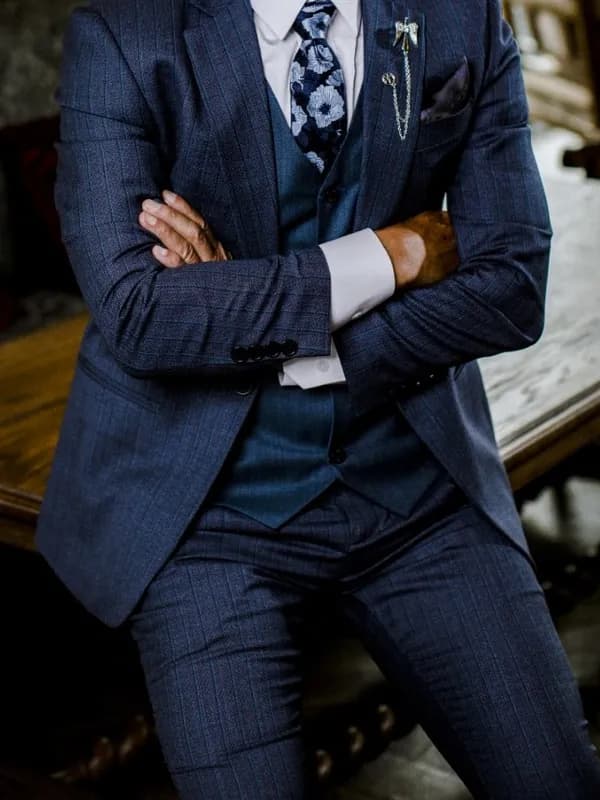 Suit Ba Mảnh Navy Kẻ Ô Gilê — SG-027