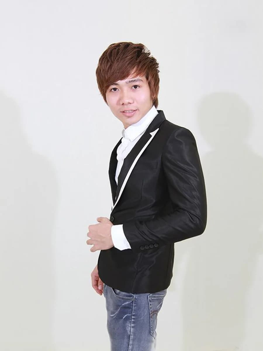 Blazer Viền Bạch Kim — SN-126