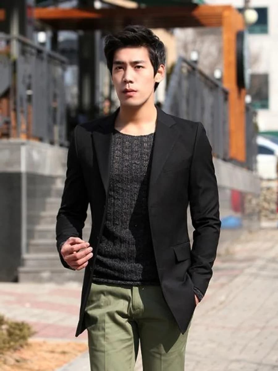 Blazer Đen Tối Giản — SN-136