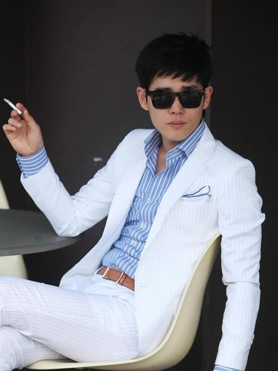 Vest Trắng Kẻ Sọc Mảnh — SN-169