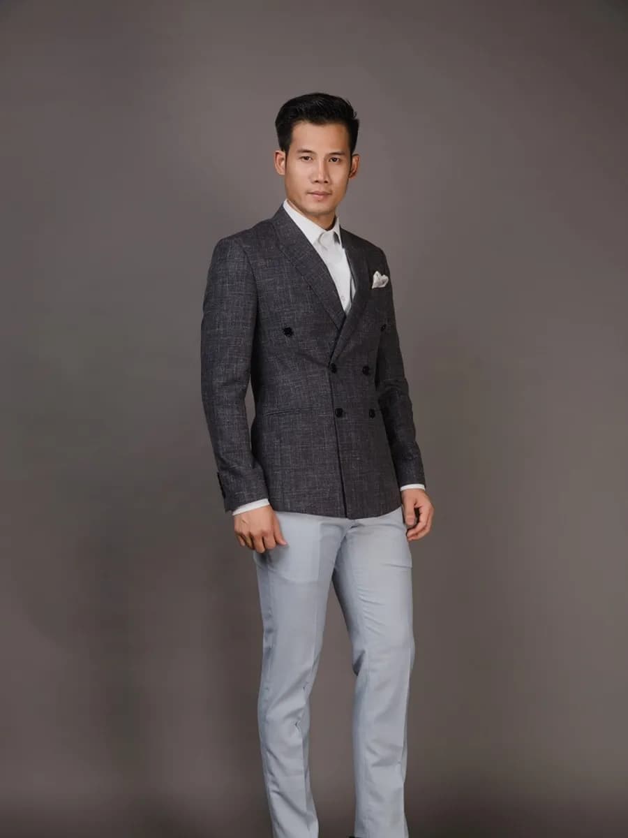 Blazer Xám Than Melange Hai Hàng Khuy Ve Peak — SN-263