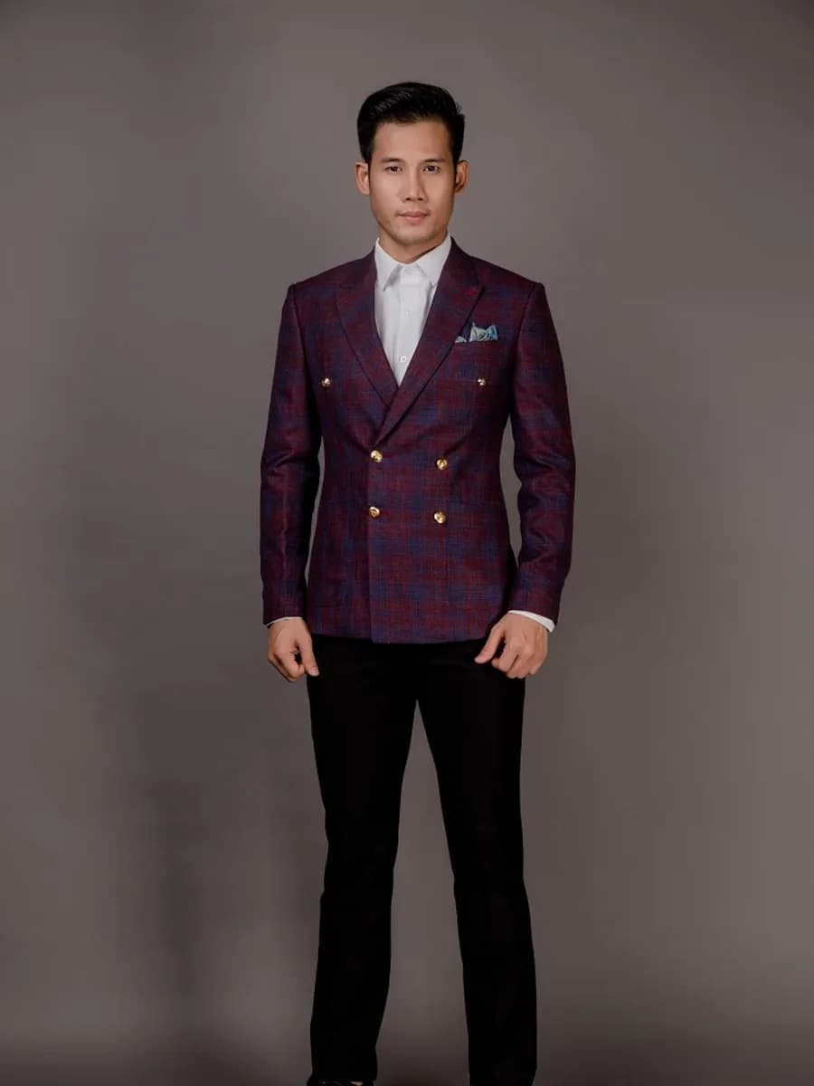 Blazer Đỏ Mận Caro Kẻ Xanh Tím, Cài Kép Khuy Vàng — SN-269