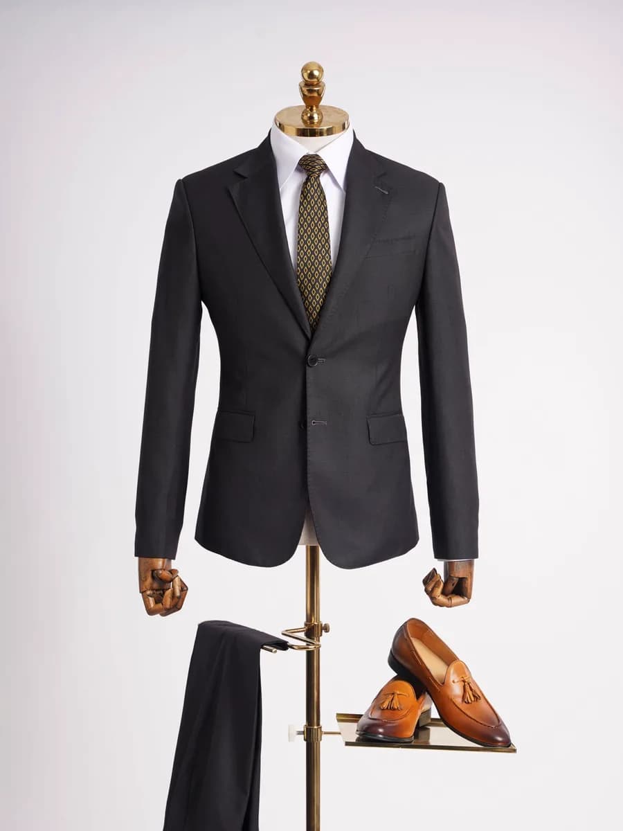 Bộ Suit Xám Than Hai Nút Kèm Quần Âu Và Loafer — SN-291