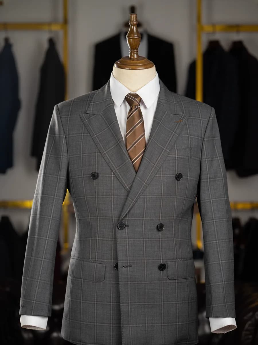 Suit Hai Hàng Nút Xám Khói Kẻ Ô Vạch Nâu Ve Nhọn — SN-306