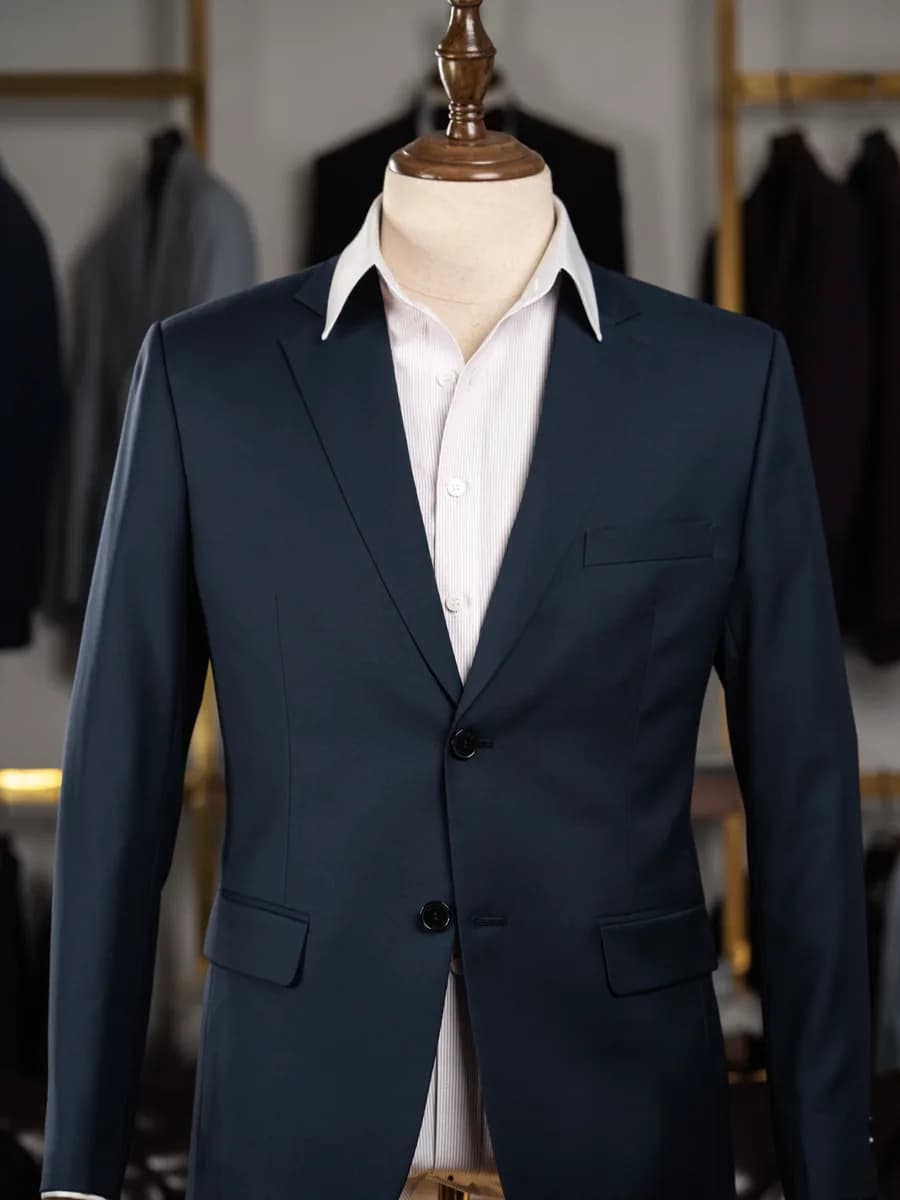 Suit Xanh Navy Trơn Hai Nút Ve Chữ V Công Sở — SN-308