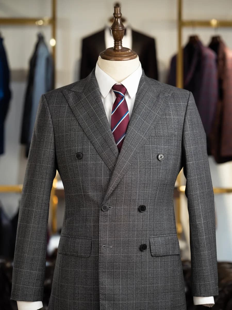 Suit Hai Hàng Nút Xám Than Kẻ Ô Sáng Ve Nhọn — SN-329