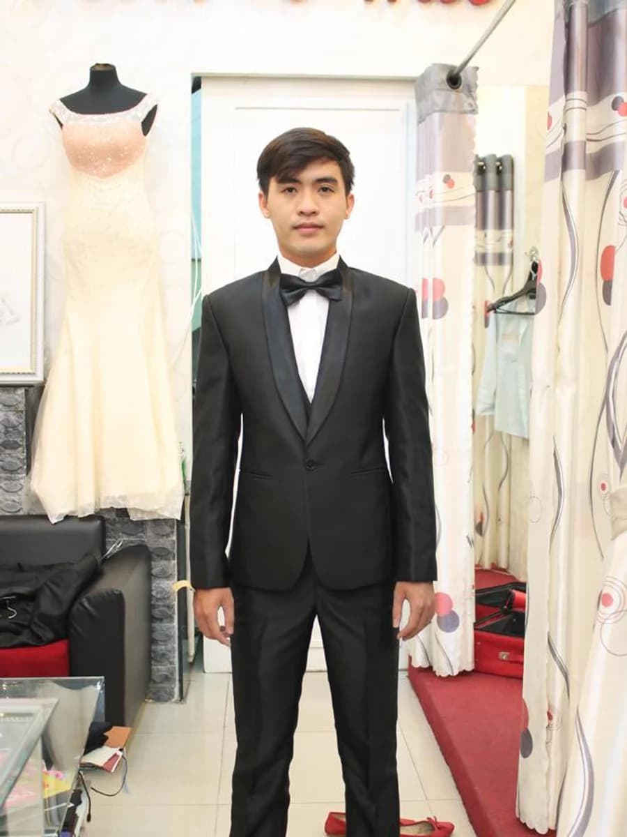 Tuxedo Ve Khăn Bản Rộng — TUX-071