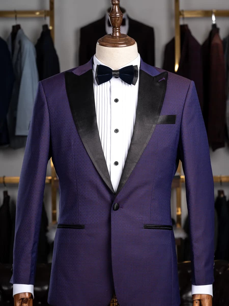 Tuxedo Tím Chàm Hoạ Tiết Hình Học Ve Nhọn Satin — TUX-132
