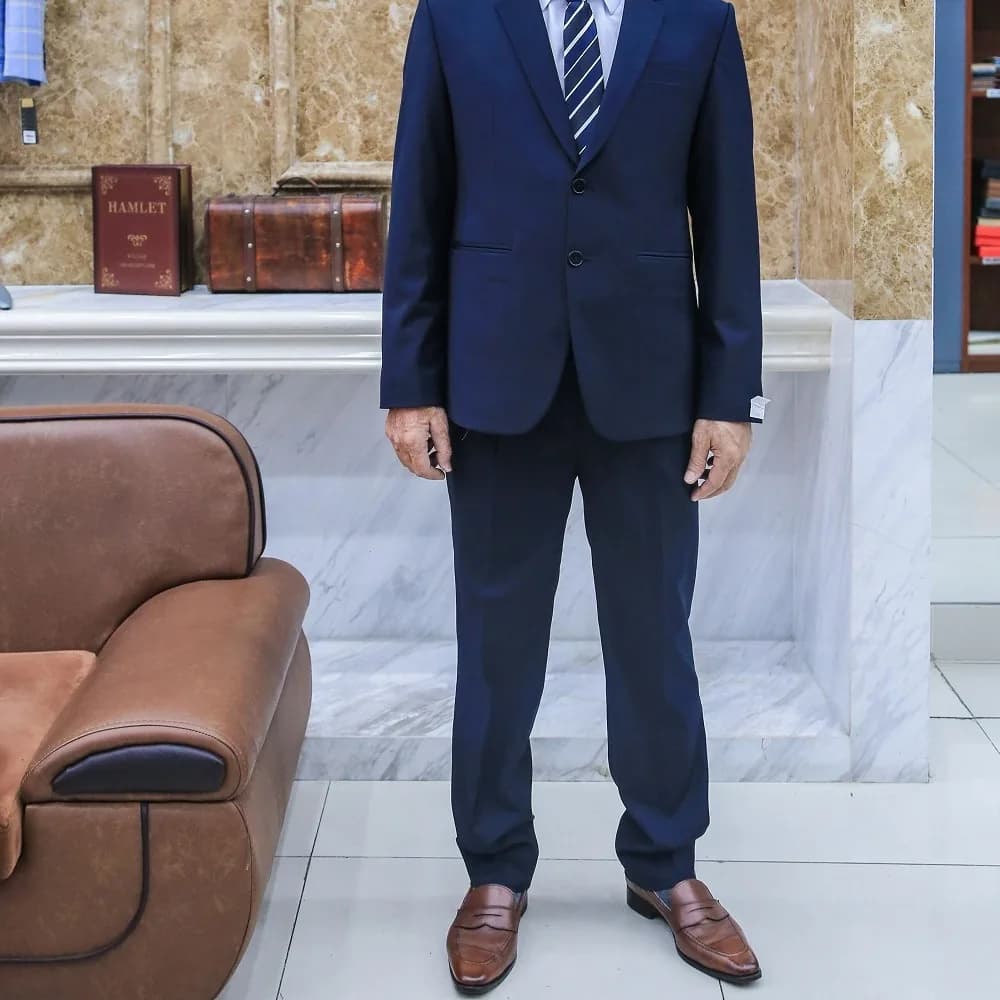 Suit Navy Cà Vạt Sọc Xanh — SG-002