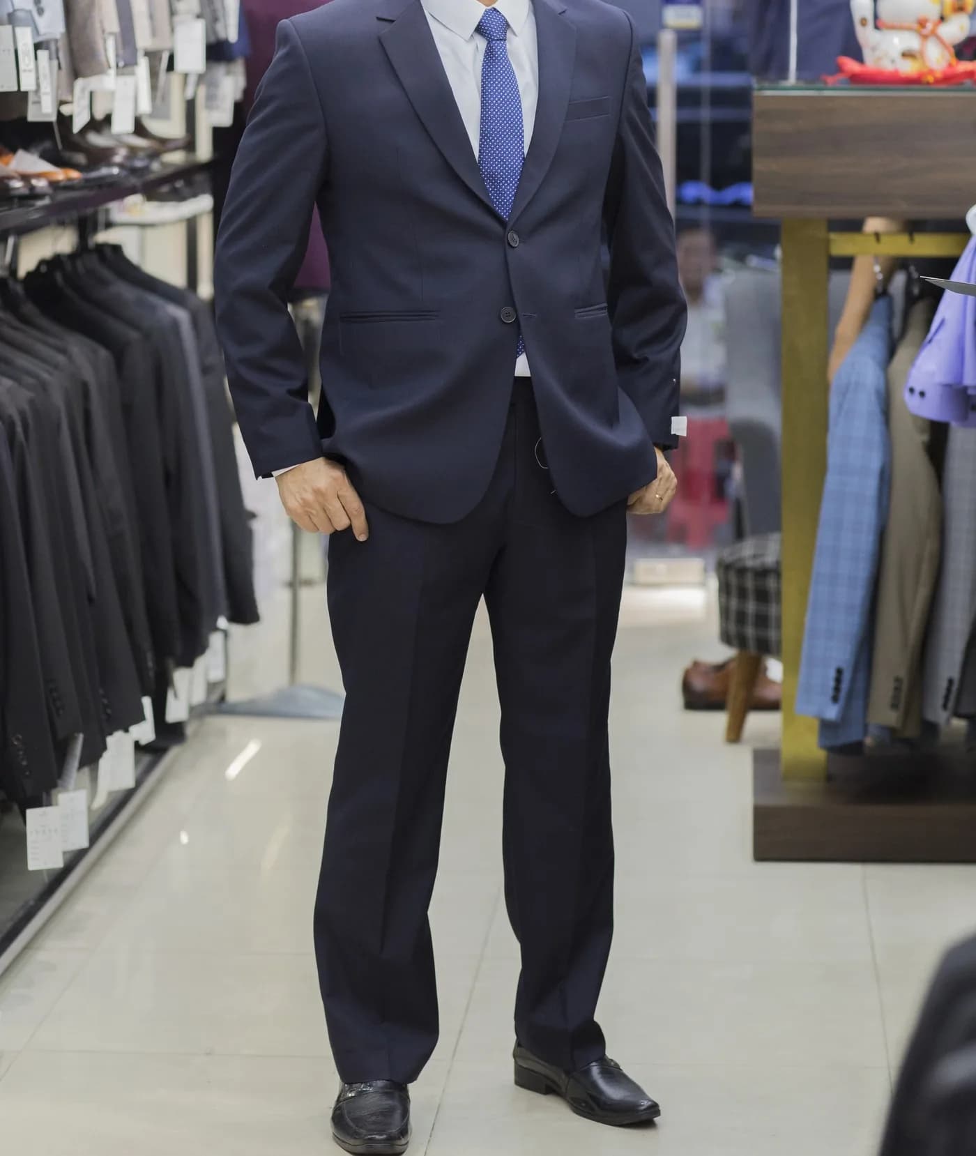 Suit Navy Tay Đút Túi Cà Vạt Xanh — SG-016