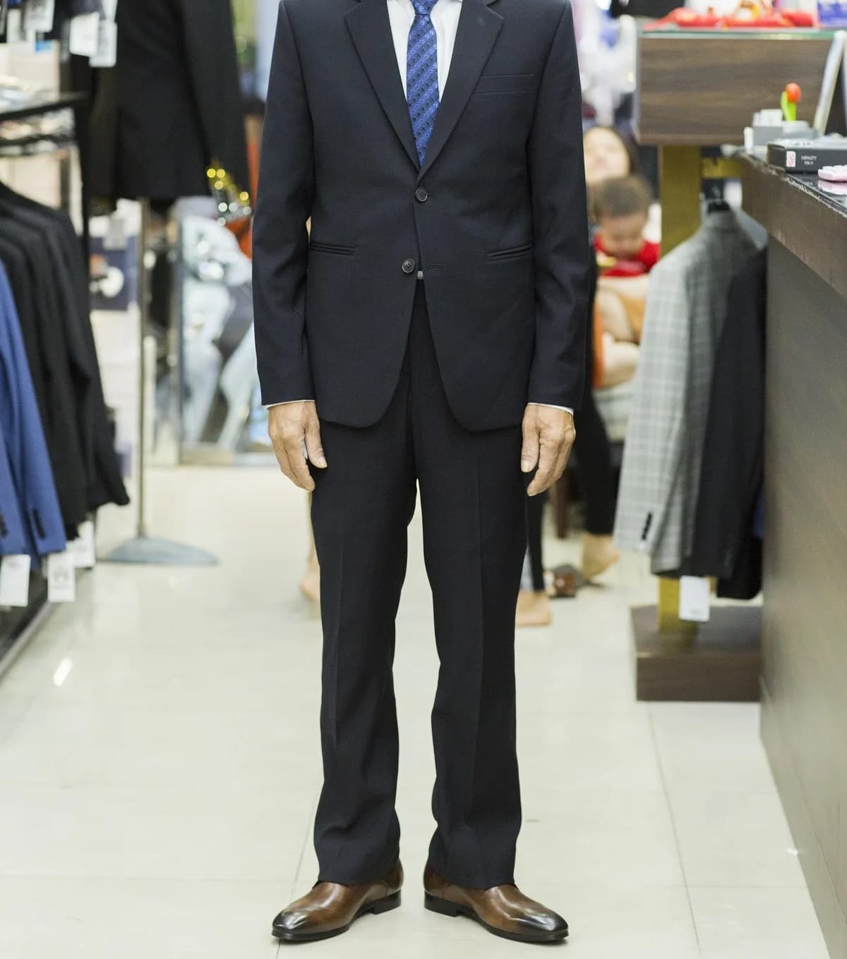 Suit Đen Cà Vạt Xanh Xám — SG-017