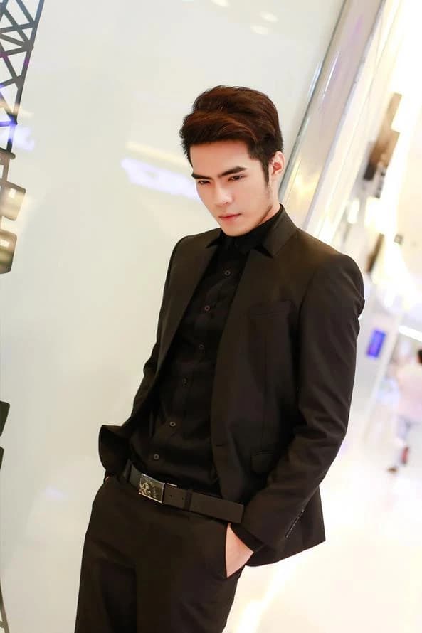 Vest Đen Tuyền Tuyệt Đối — SN-060