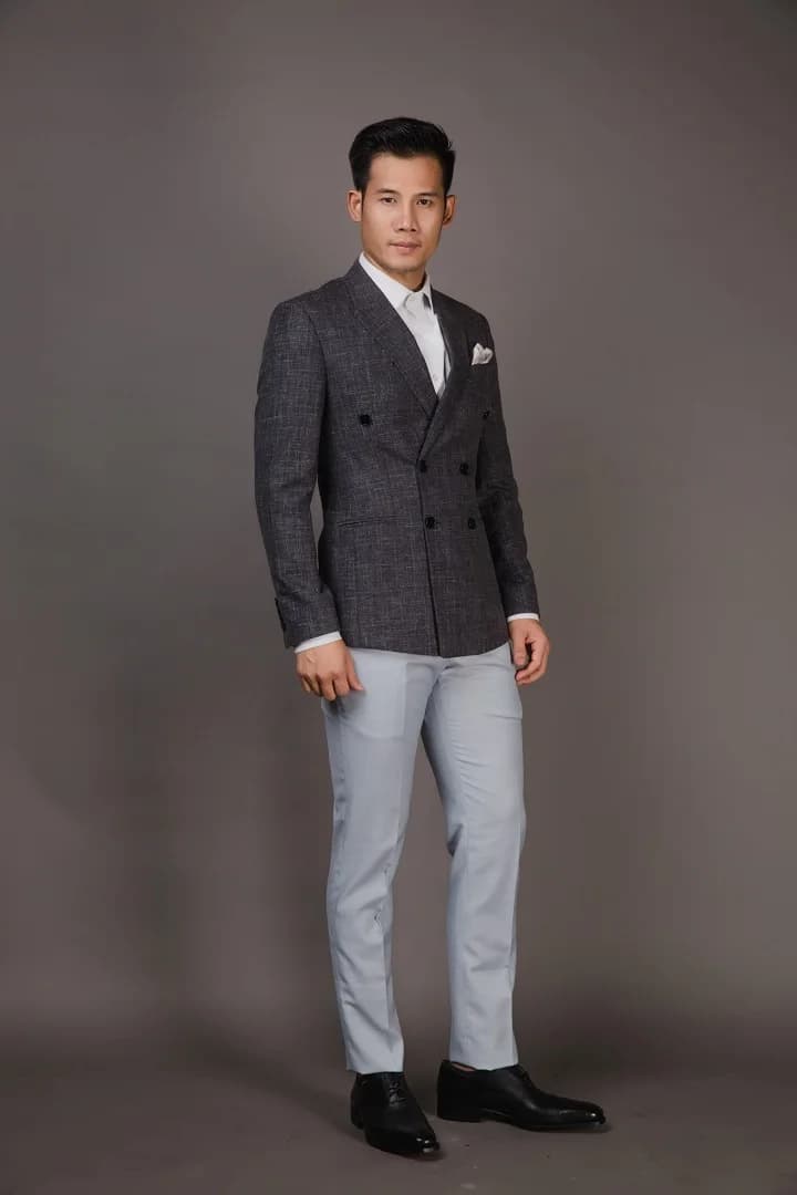 Blazer Xám Than Melange Hai Hàng Khuy Ve Peak — SN-263