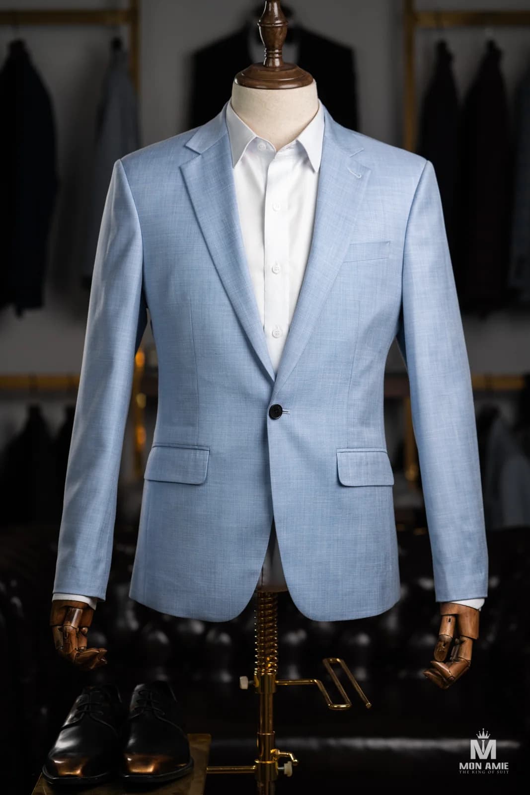 Suit Xanh Băng Vân Dệt Mộc Một Nút Ve Chữ V — SN-307