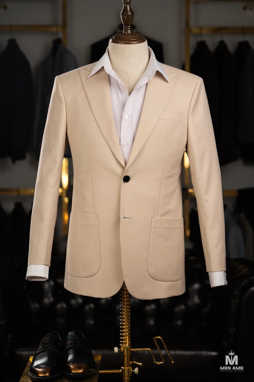 Vest Hai Nút Kem Hồng Nude Túi Ốp Ve Nhọn — SN-320
