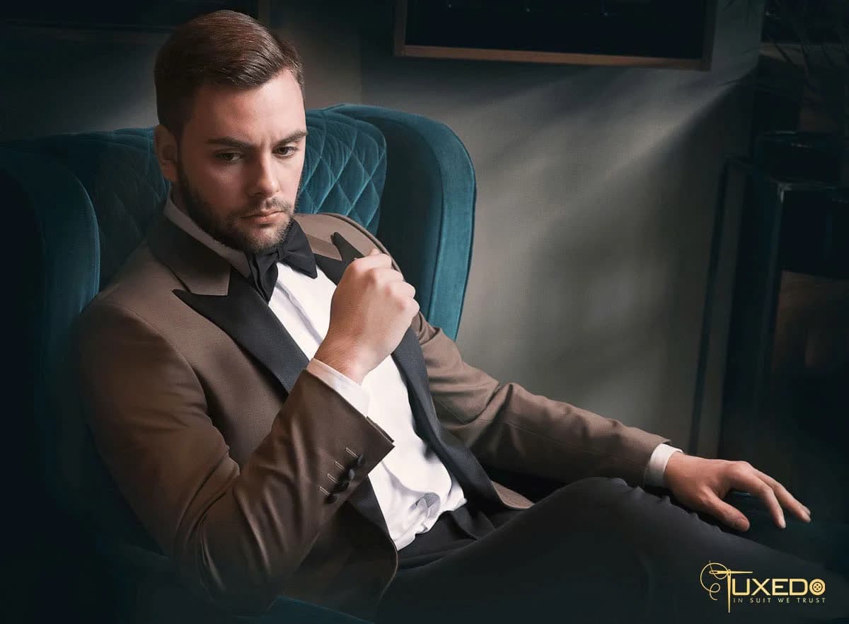 Tuxedo Nâu Hạt Dẻ Ve Nhọn — TUX-009