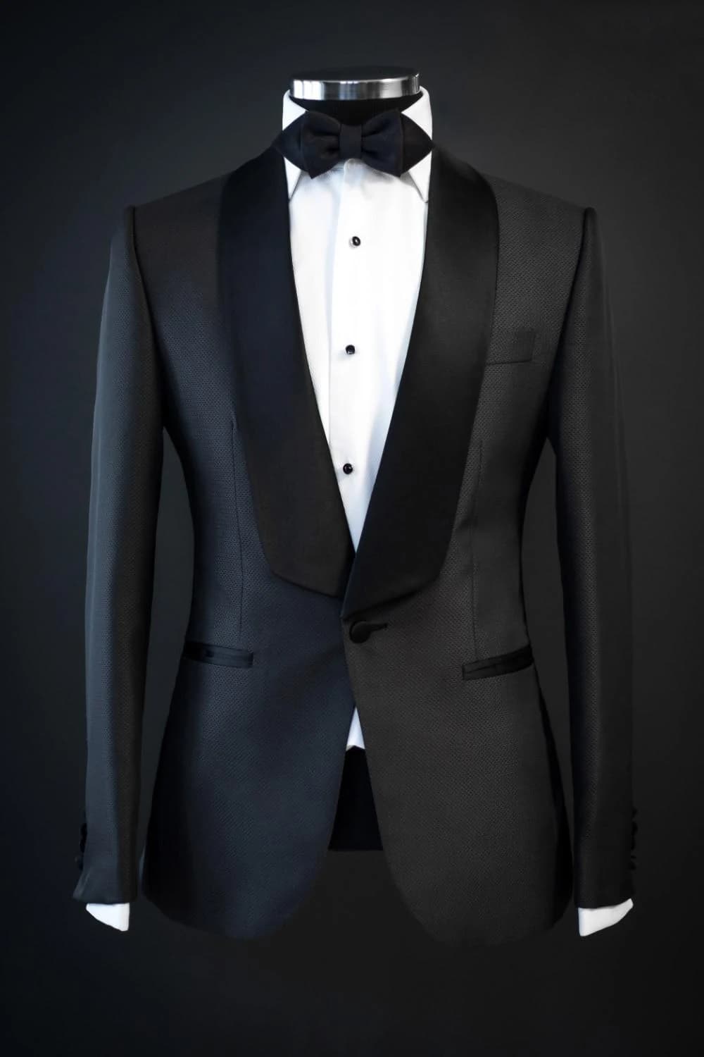 Tuxedo Đen Ve Khăn Satin — TUX-062