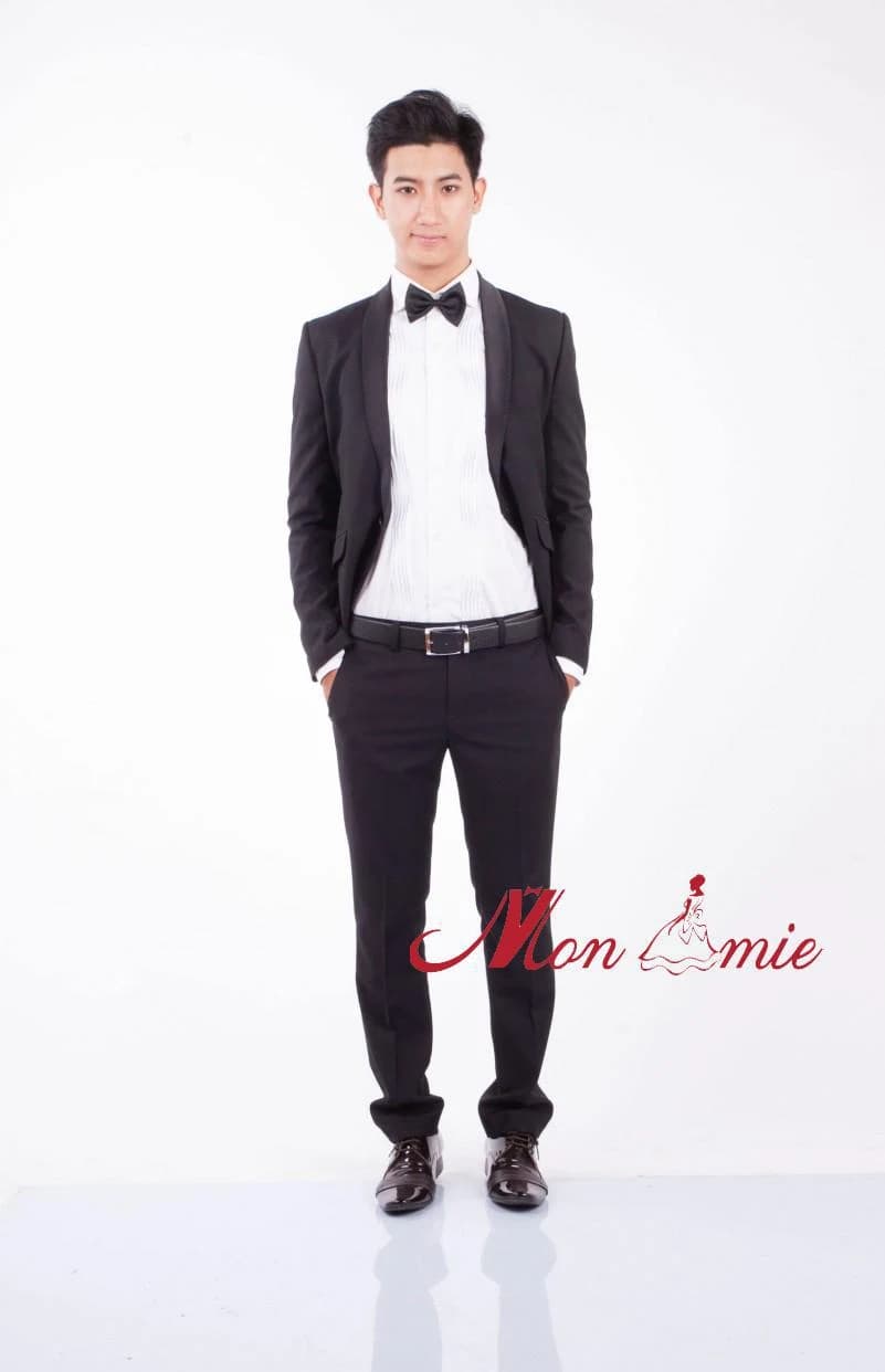 Tuxedo Đen Sơ Mi Xếp Ly — TUX-079