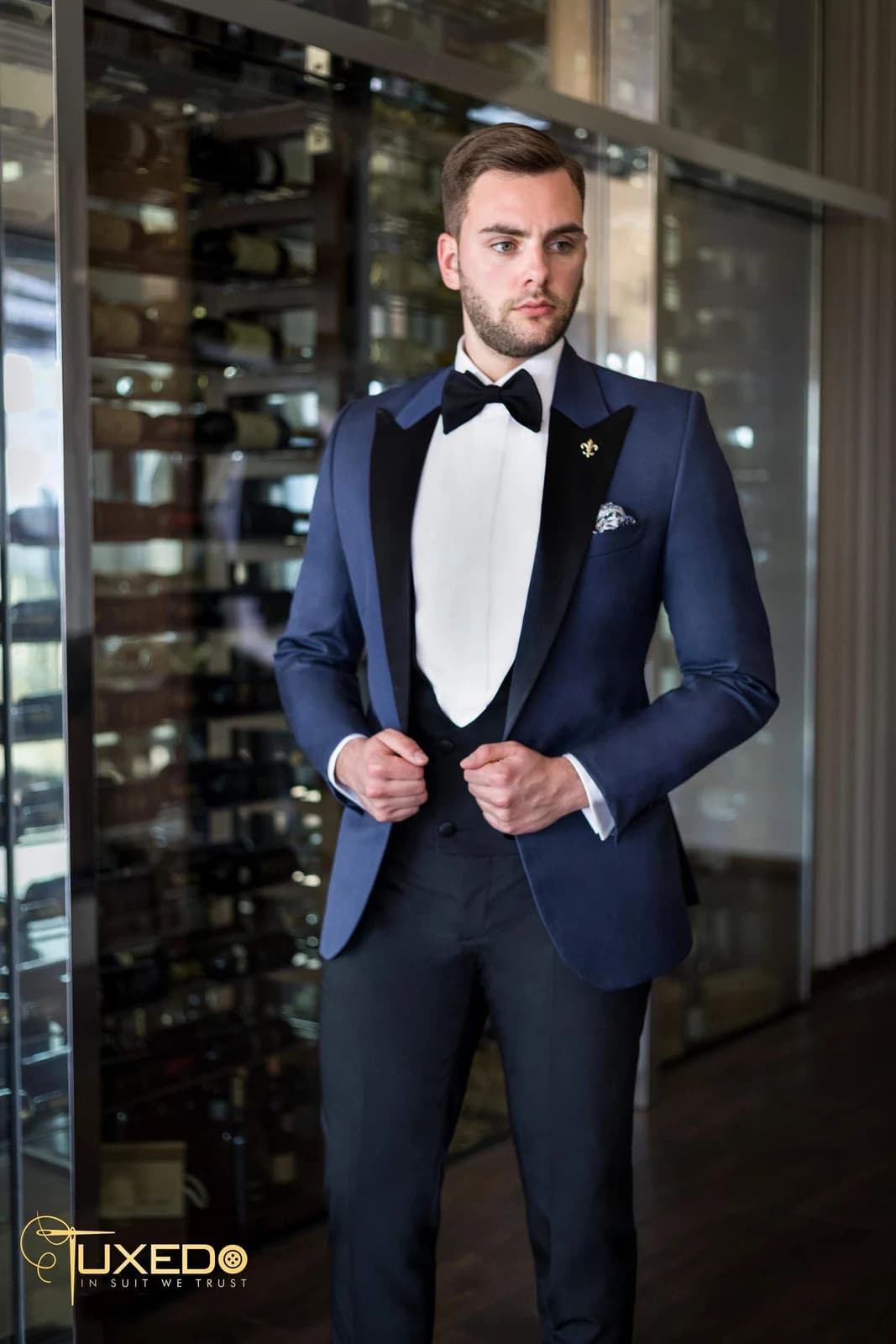 Tuxedo Navy Ve Đen Ba Mảnh — TUX-083