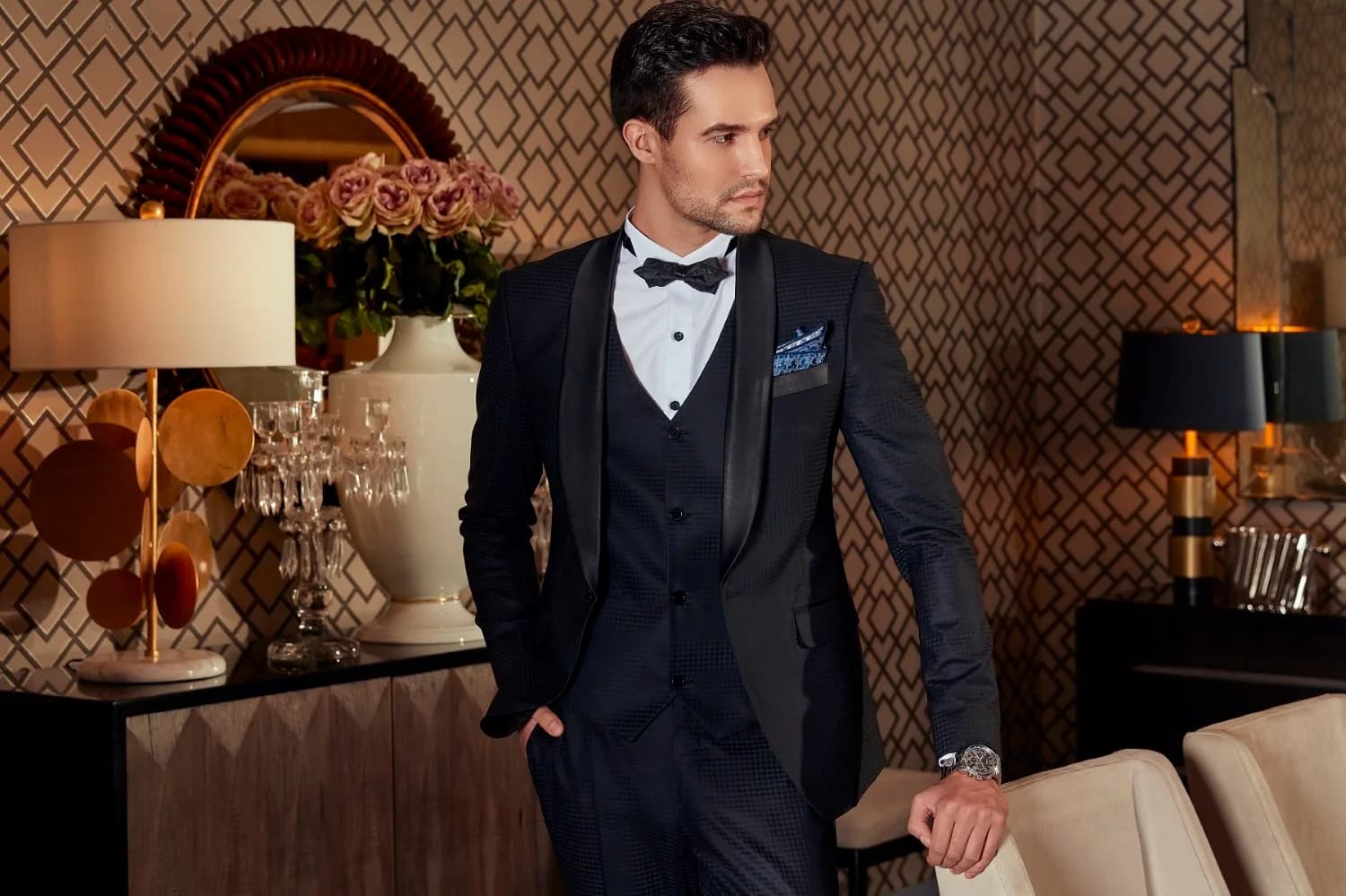 Tuxedo Đen Ánh Navy Ô Vuông Nổi Ve Shawl Gilê Ba Lớp — TUX-101