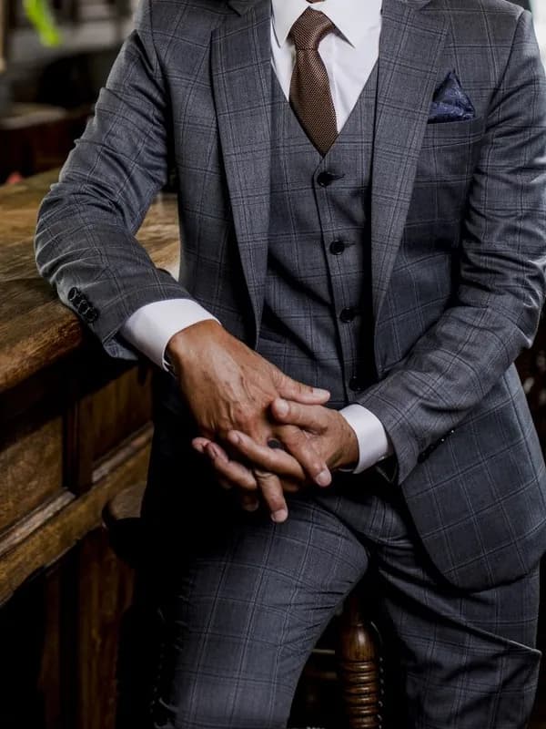 Suit Ba Mảnh Xám Kẻ Ô Gilê — SG-026