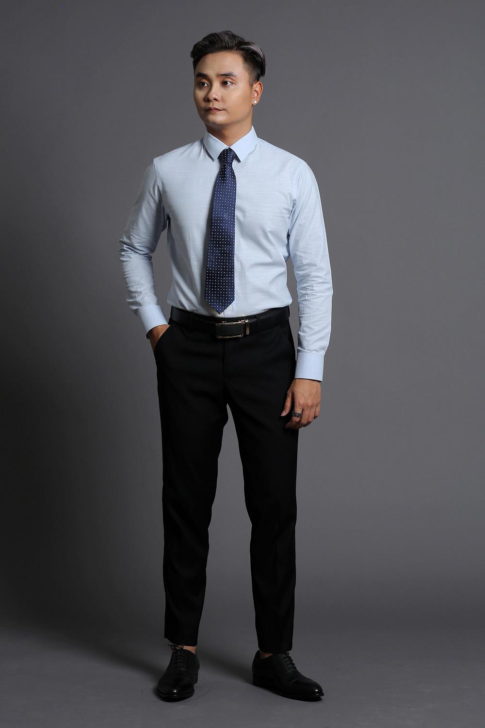 Áo Sơ Mi Xanh Trơn Thanh Lịch