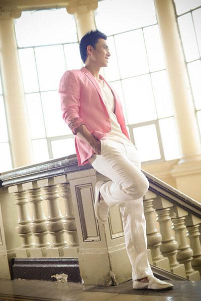 vest-thoi-trang-nam-thu-dong-2014-4-.jpg Vest sắc màu trẻ trung cho các chàng trai công sở